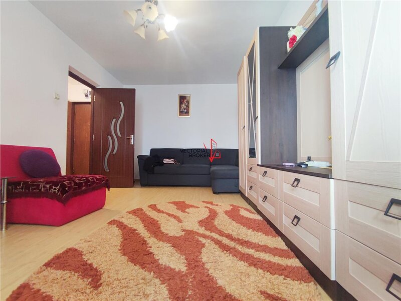 Doamna Ghica Apartament decomandat in bloc stradal, reabilitat- zona verde Ion Berindei-Parcul Doamn