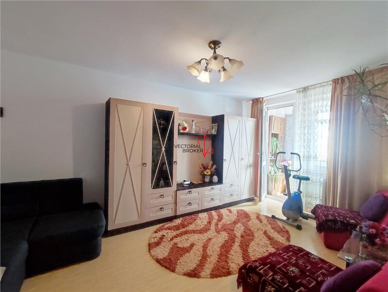 Doamna Ghica Apartament decomandat in bloc stradal, reabilitat- zona verde Ion Berindei-Parcul Doamn