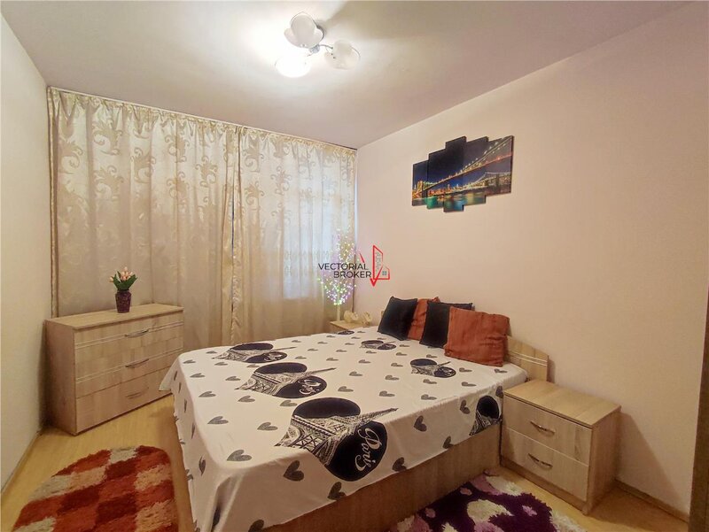 Doamna Ghica Apartament decomandat in bloc stradal, reabilitat- zona verde Ion Berindei-Parcul Doamn